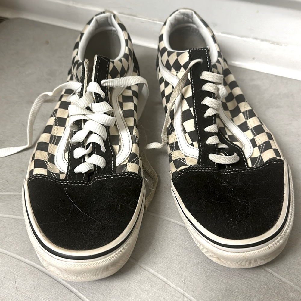 Old School Checkerboard Men’s Sneakers